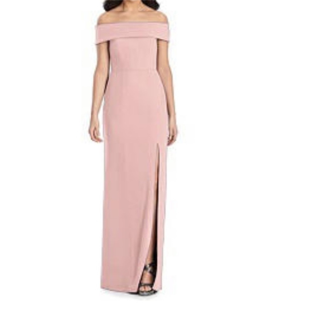 After Six 6800 Cuffed Off-the-Shoulder maxi
Gown Medium.